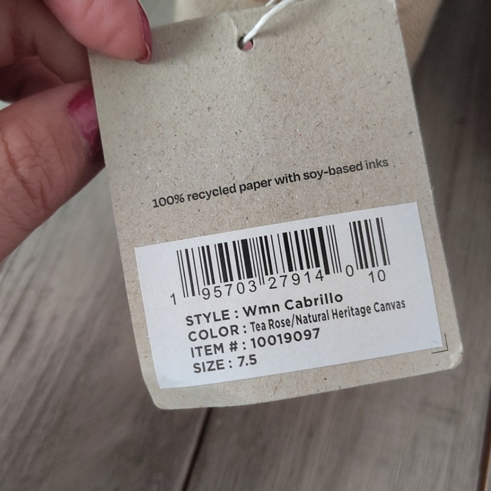 NWT TOMS Earthwise Sneakers In Tea Pink/ Natural Size Woman's 7.5 - Picture 11 of 12